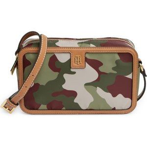 NEW Tommy Hilfiger Julia Camo Crossbody Bag. One Size, OLIVE ROUGE